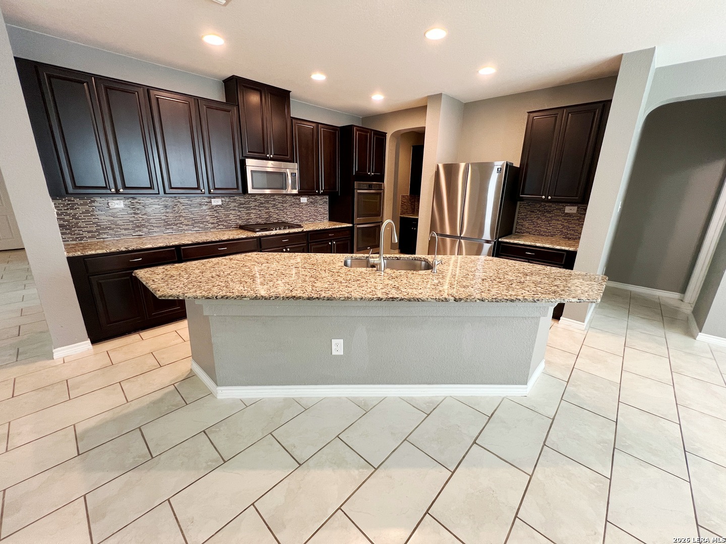 7915 Stalemate Cove San Antonio TX 78254