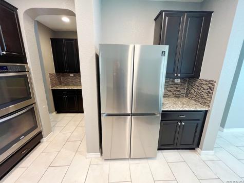 7915 Stalemate Cove San Antonio TX 78254
