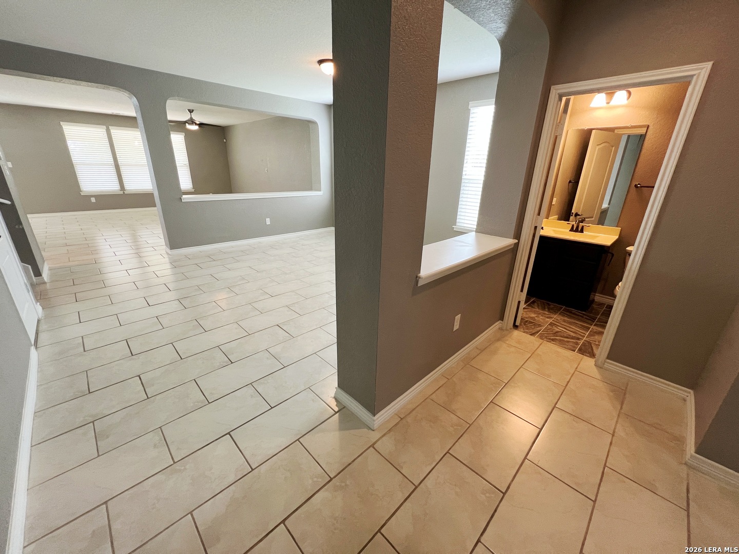 7915 Stalemate Cove San Antonio TX 78254