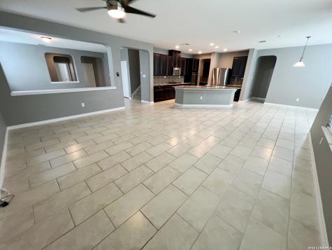 7915 Stalemate Cove San Antonio TX 78254