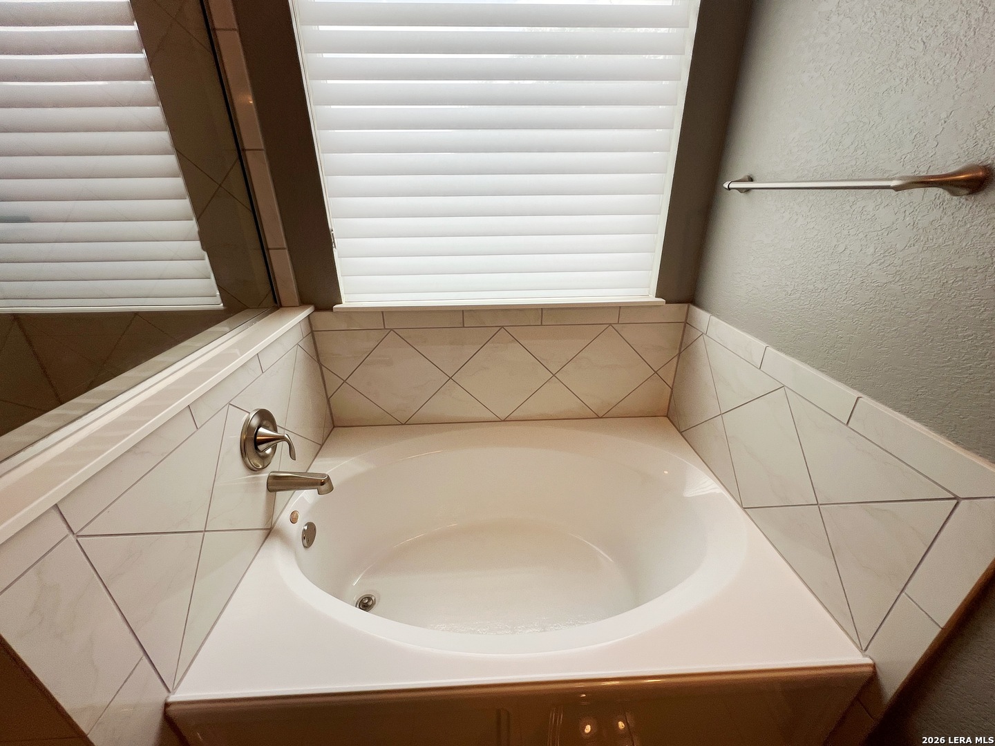 7915 Stalemate Cove San Antonio TX 78254
