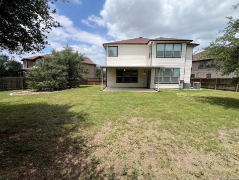 7915 Stalemate Cove San Antonio TX 78254