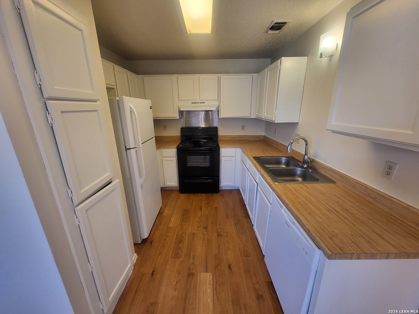 8907 Emerald Spring San Antonio TX 78250