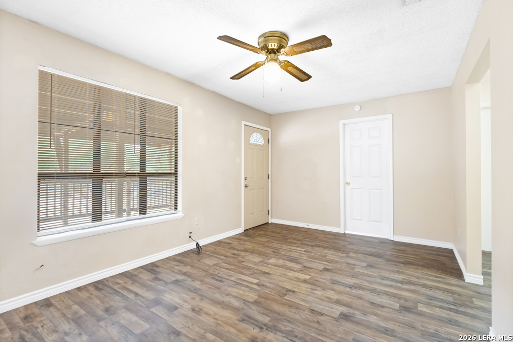 185 Black Bass Road Lakehills TX 78063