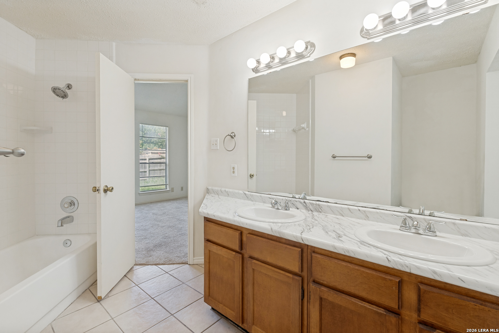 7803 Forest Ranch Live Oak TX 78233