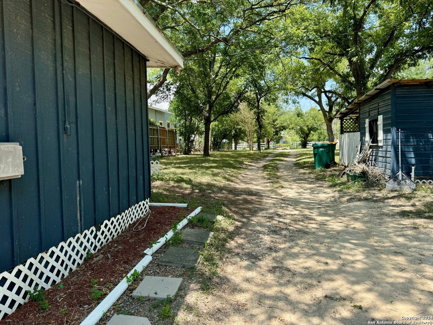 1205 Alamo Street Castroville TX 78009