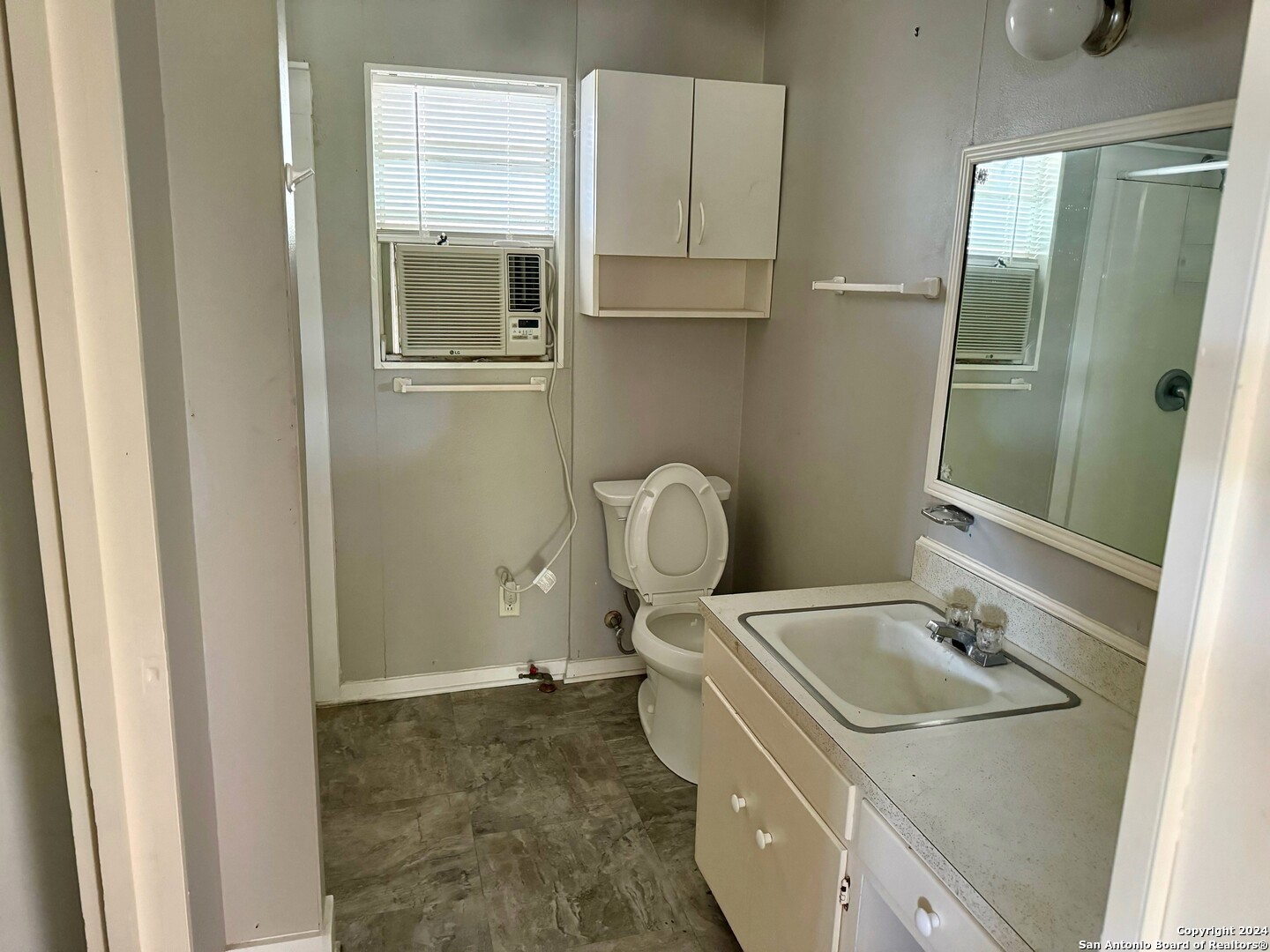 1205 Alamo Street Castroville TX 78009