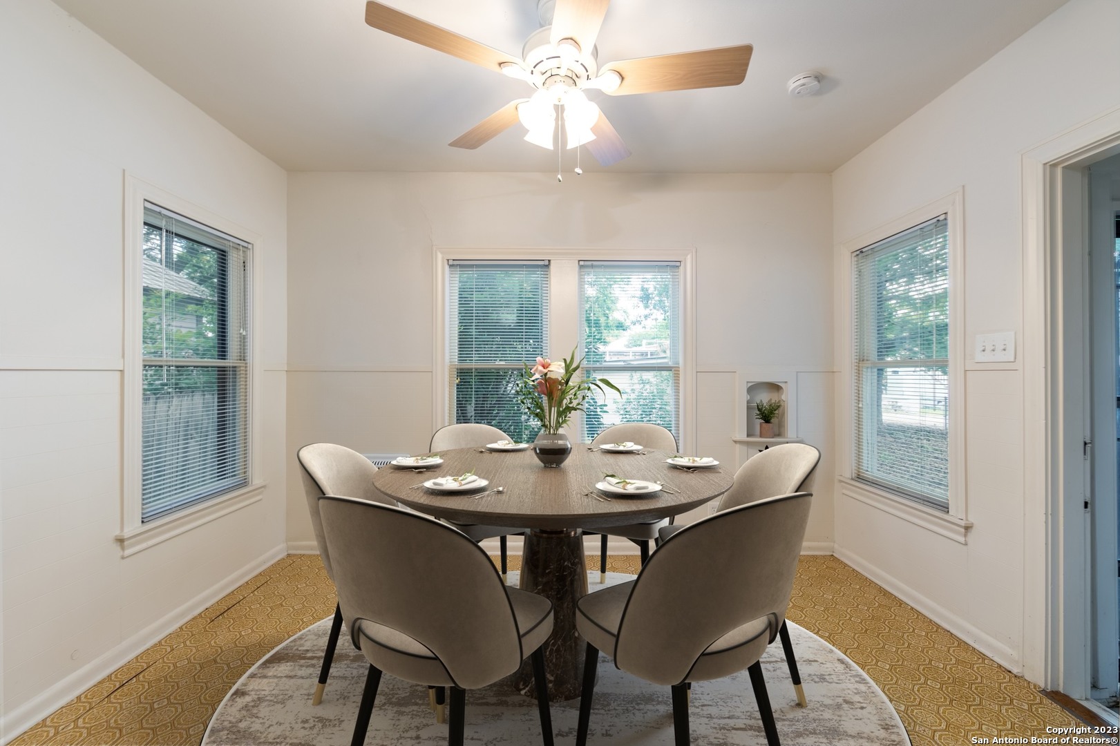 465 S Guenther Avenue New Braunfels TX 78130