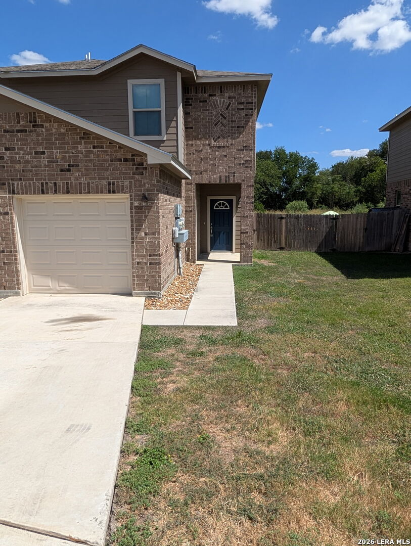 8710 8th Street Converse TX 78109