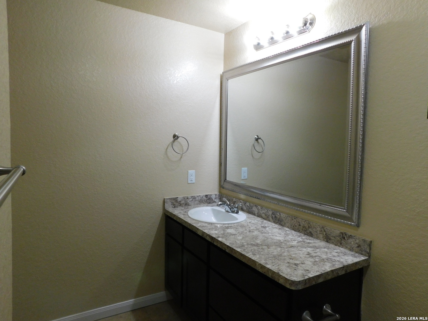 8710 8th Street Converse TX 78109