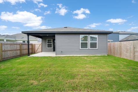 1115 Pigeon Marion TX 78124