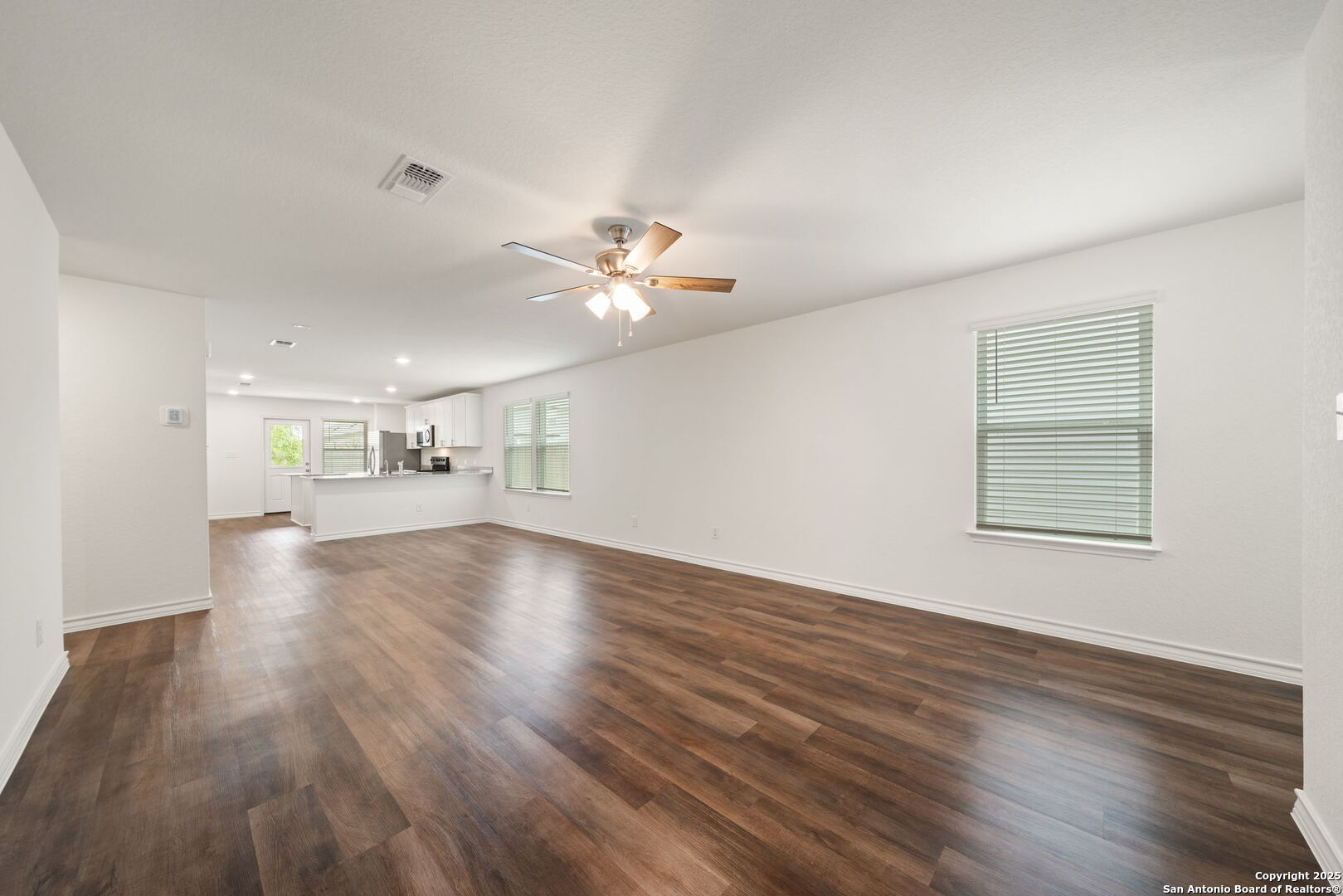 1115 Pigeon Marion TX 78124