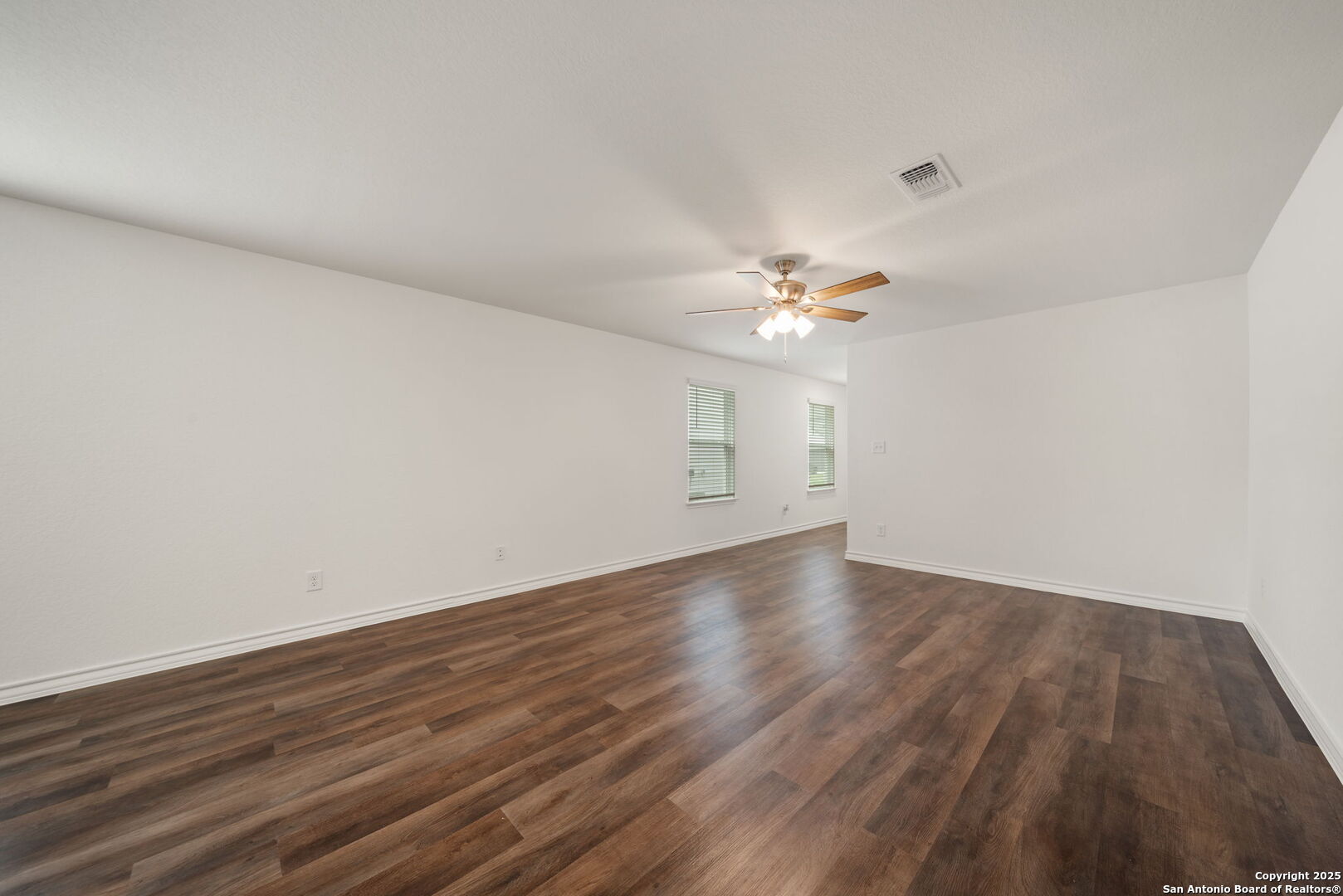 1115 Pigeon Marion TX 78124