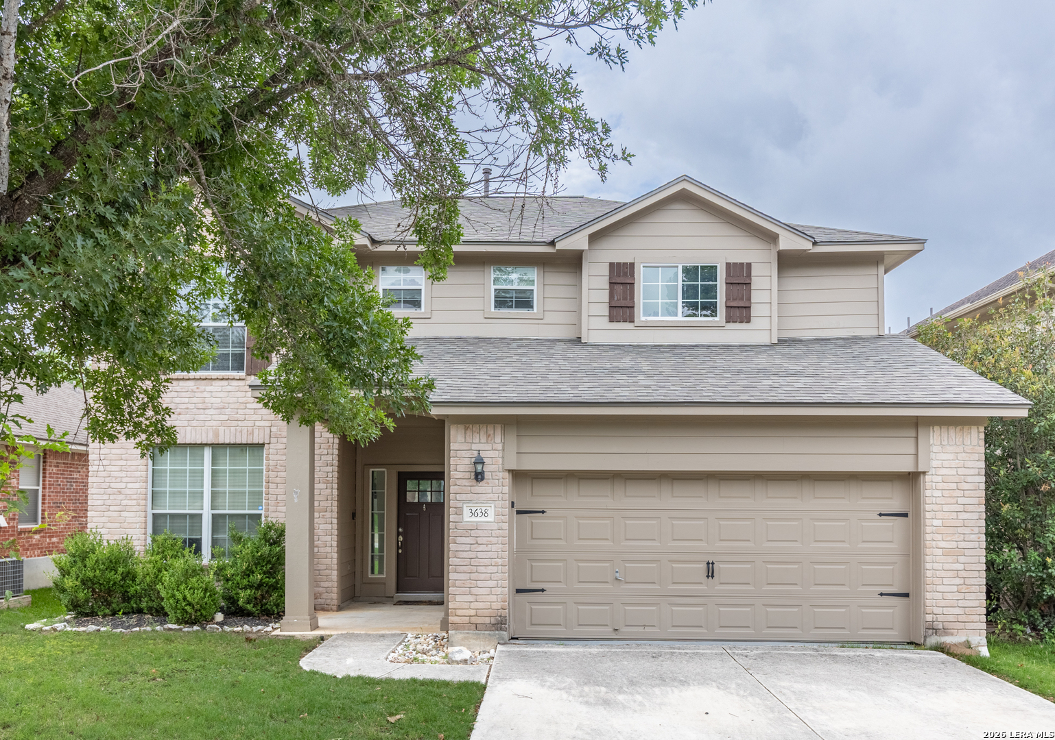 3638 Sumantra Cliff San Antonio TX 78261