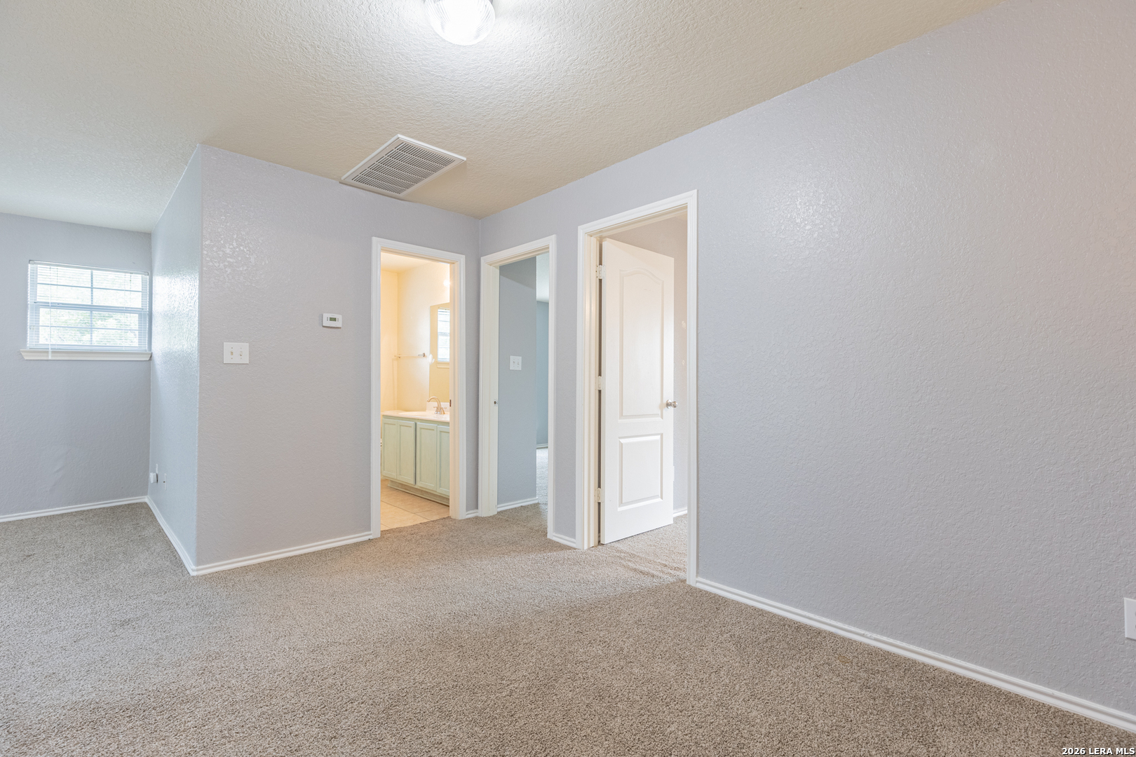 3638 Sumantra Cliff San Antonio TX 78261