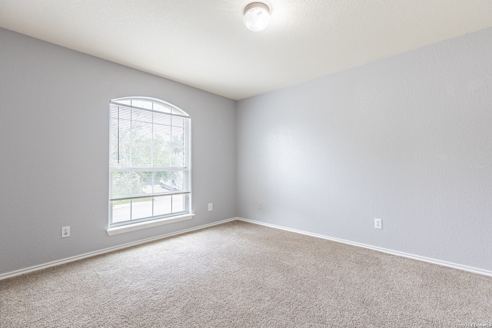 3638 Sumantra Cliff San Antonio TX 78261