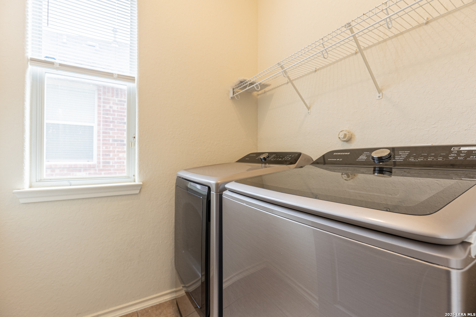 3638 Sumantra Cliff San Antonio TX 78261