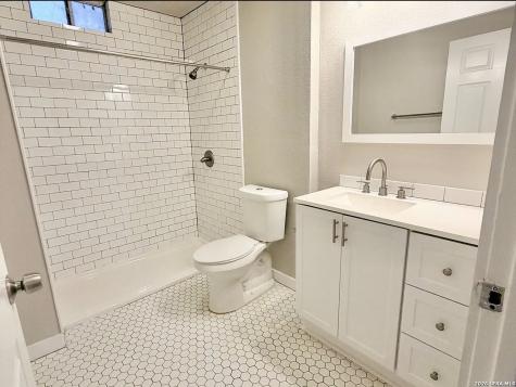 105 Dewitt San Antonio TX 78204