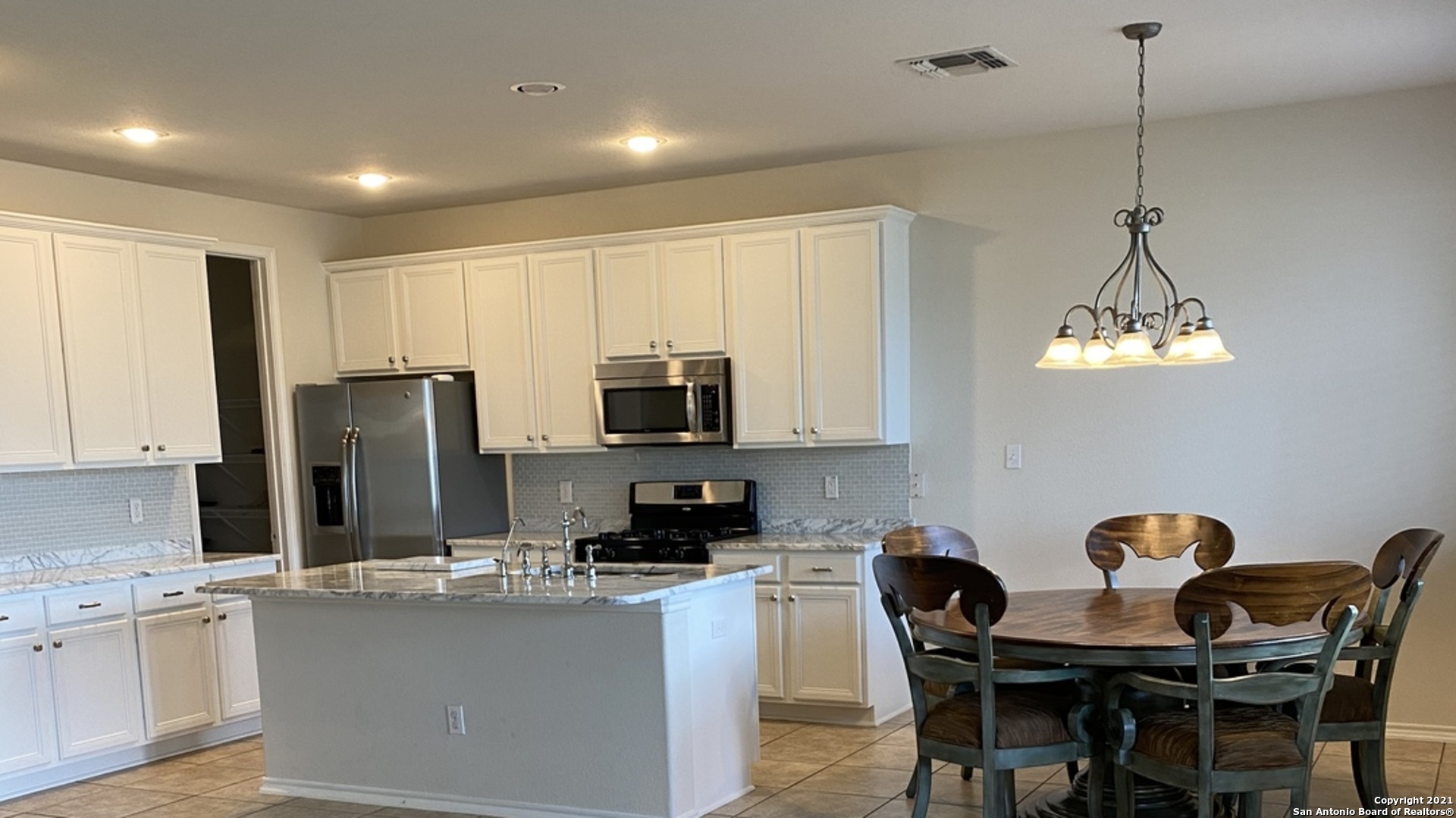 4202 Woodbridge Way San Antonio TX 78257