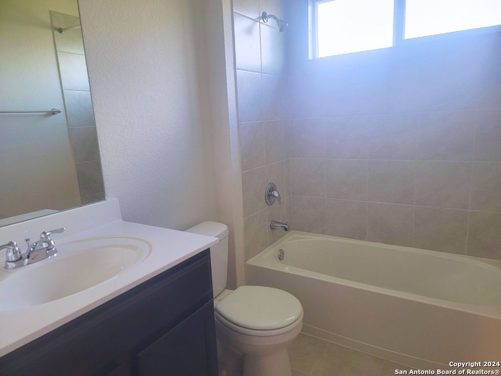 1524 Mossy Jasper San Antonio TX 78245