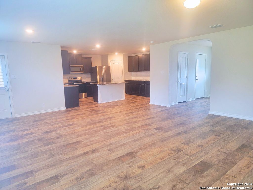 1524 Mossy Jasper San Antonio TX 78245