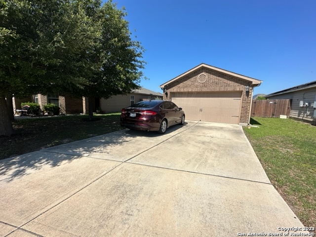 11806 Luckey Flower San Antonio TX 78252