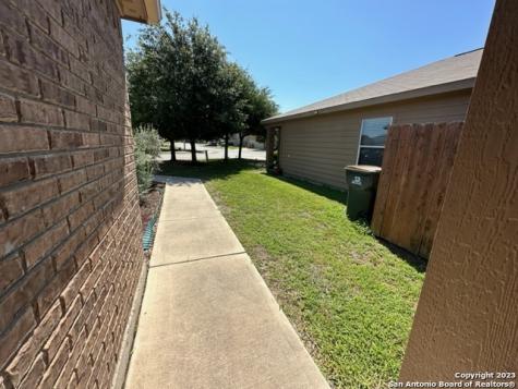 11806 Luckey Flower San Antonio TX 78252