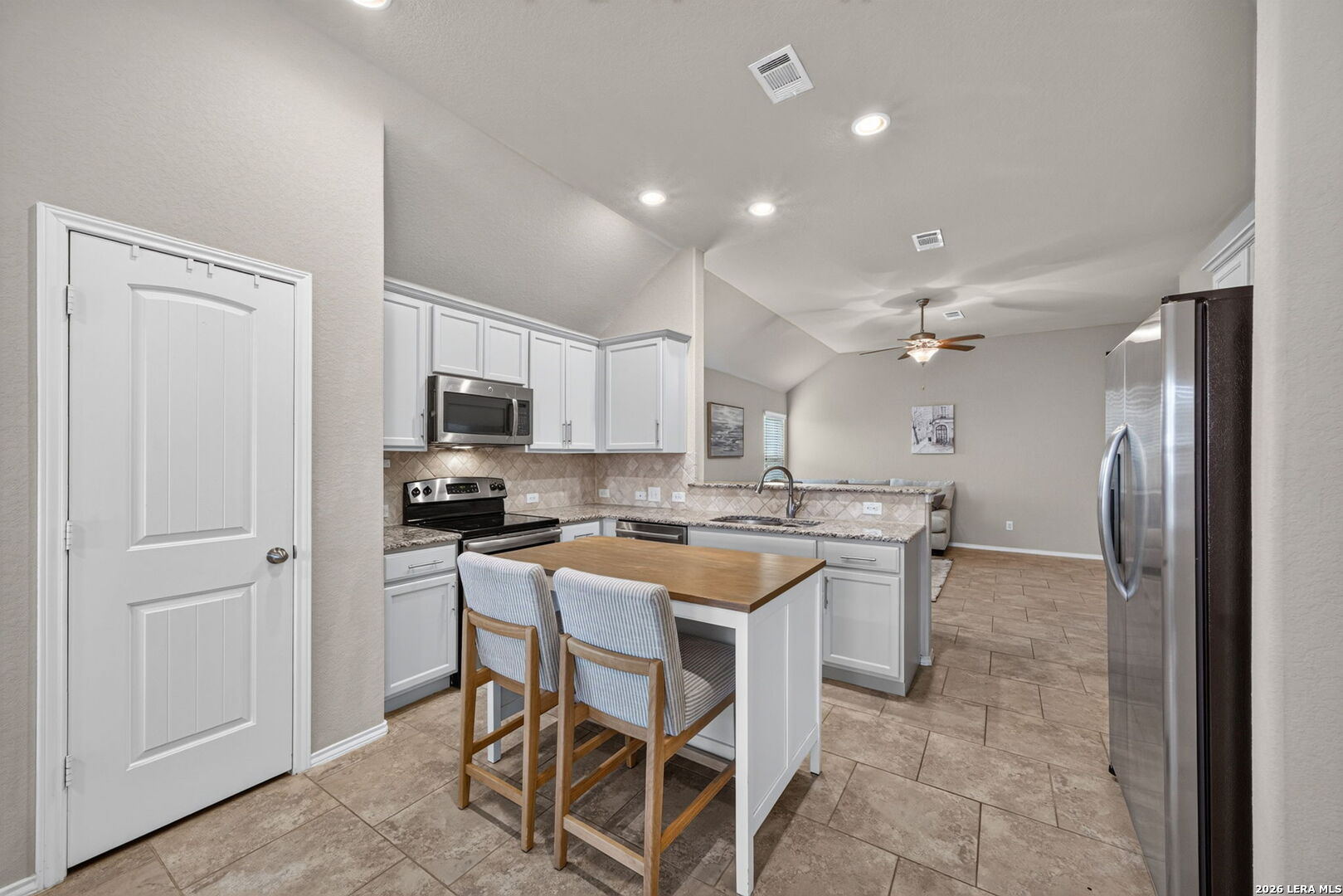 544 Saddle Back Trail Cibolo TX 78108