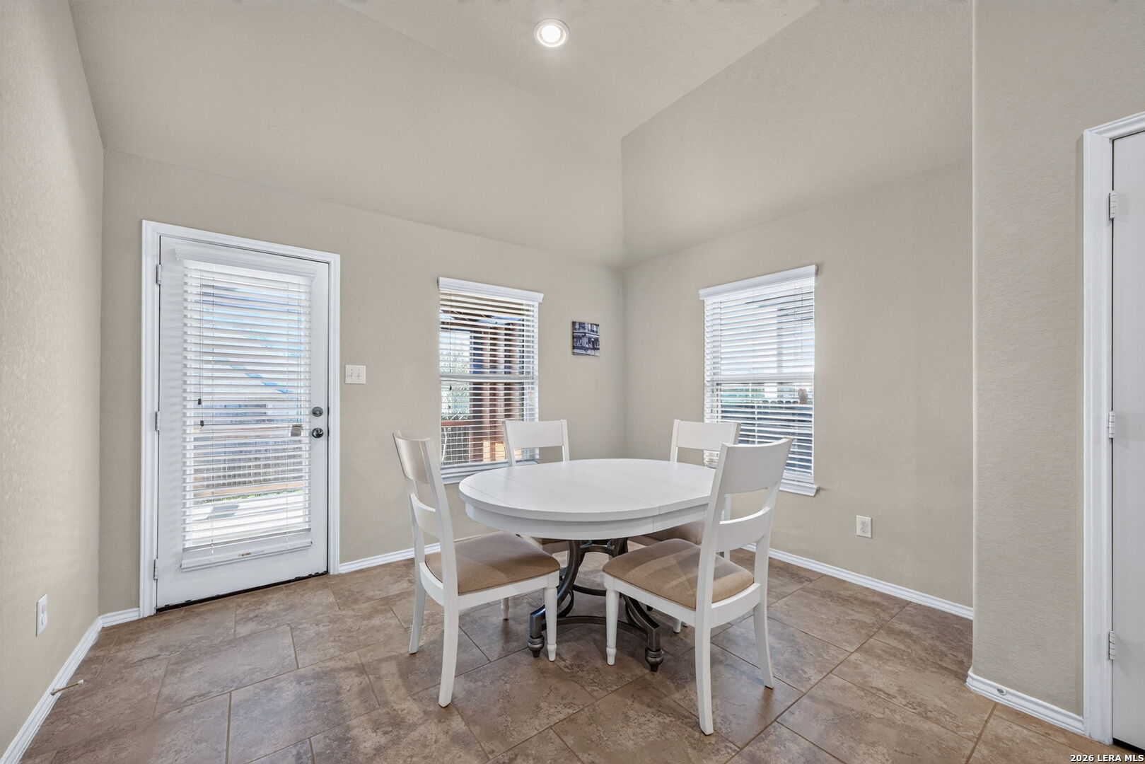 544 Saddle Back Trail Cibolo TX 78108