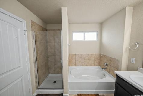 2611 Willow Pond San Antonio TX 78244