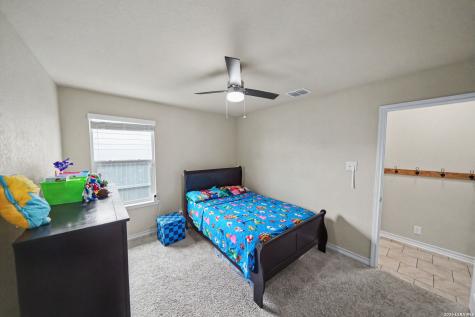 2611 Willow Pond San Antonio TX 78244