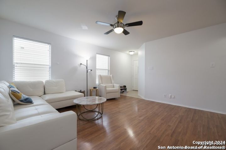 25323 Longbranch San Antonio TX 78261