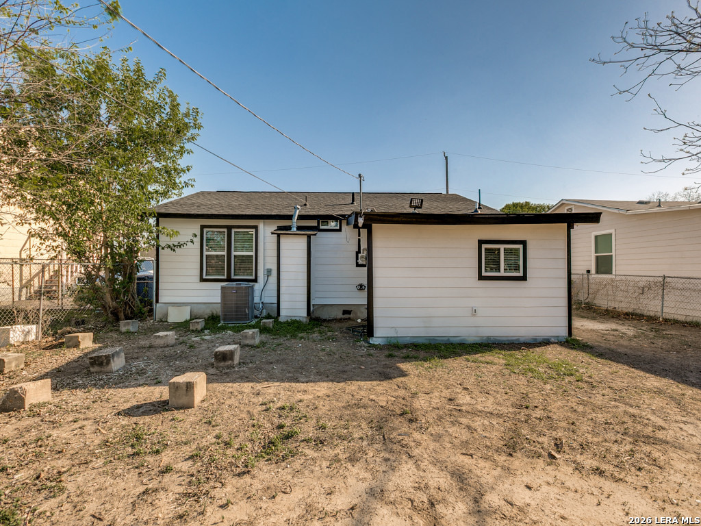 1815 Mayfield Boulevard San Antonio TX 78211