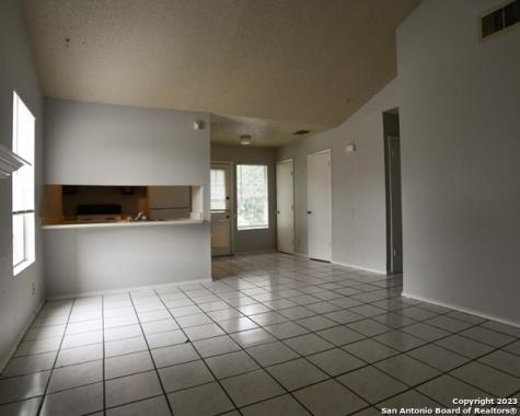 5607 Lochmoor San Antonio TX 78244