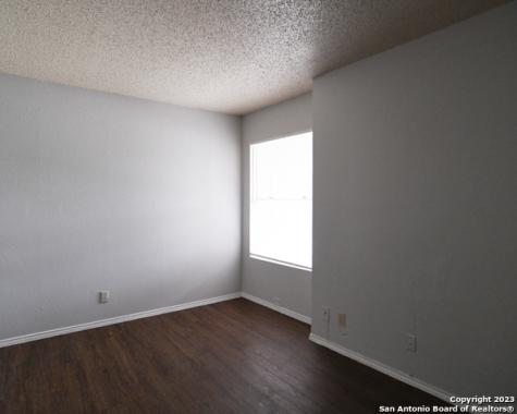 5607 Lochmoor San Antonio TX 78244