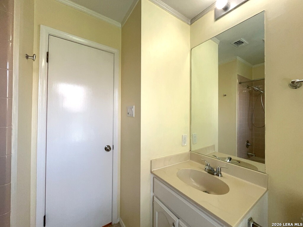 3342 Carbine Road San Antonio TX 78247
