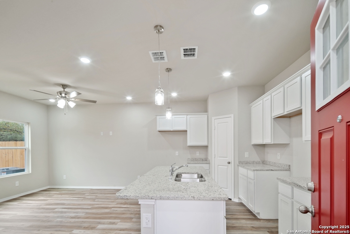 9193 Dietz Elkhorn Road Boerne TX 78015