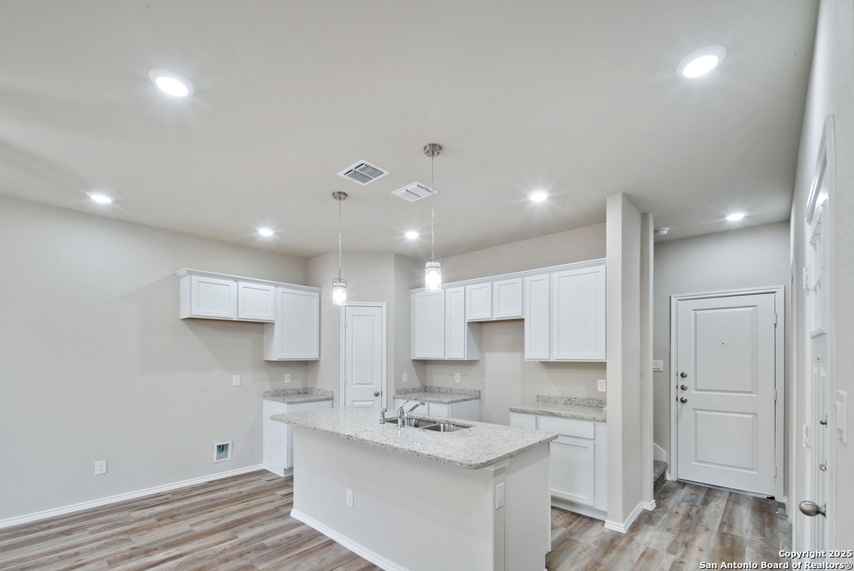 9193 Dietz Elkhorn Road Boerne TX 78015