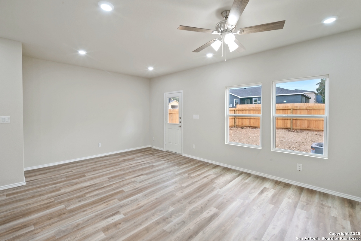 9193 Dietz Elkhorn Road Boerne TX 78015