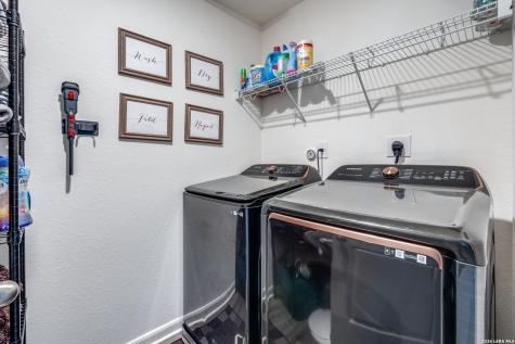5628 Pearl Meadow Converse TX 78109