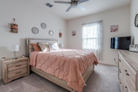 5628 Pearl Meadow Converse TX 78109