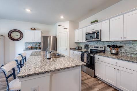 5628 Pearl Meadow Converse TX 78109