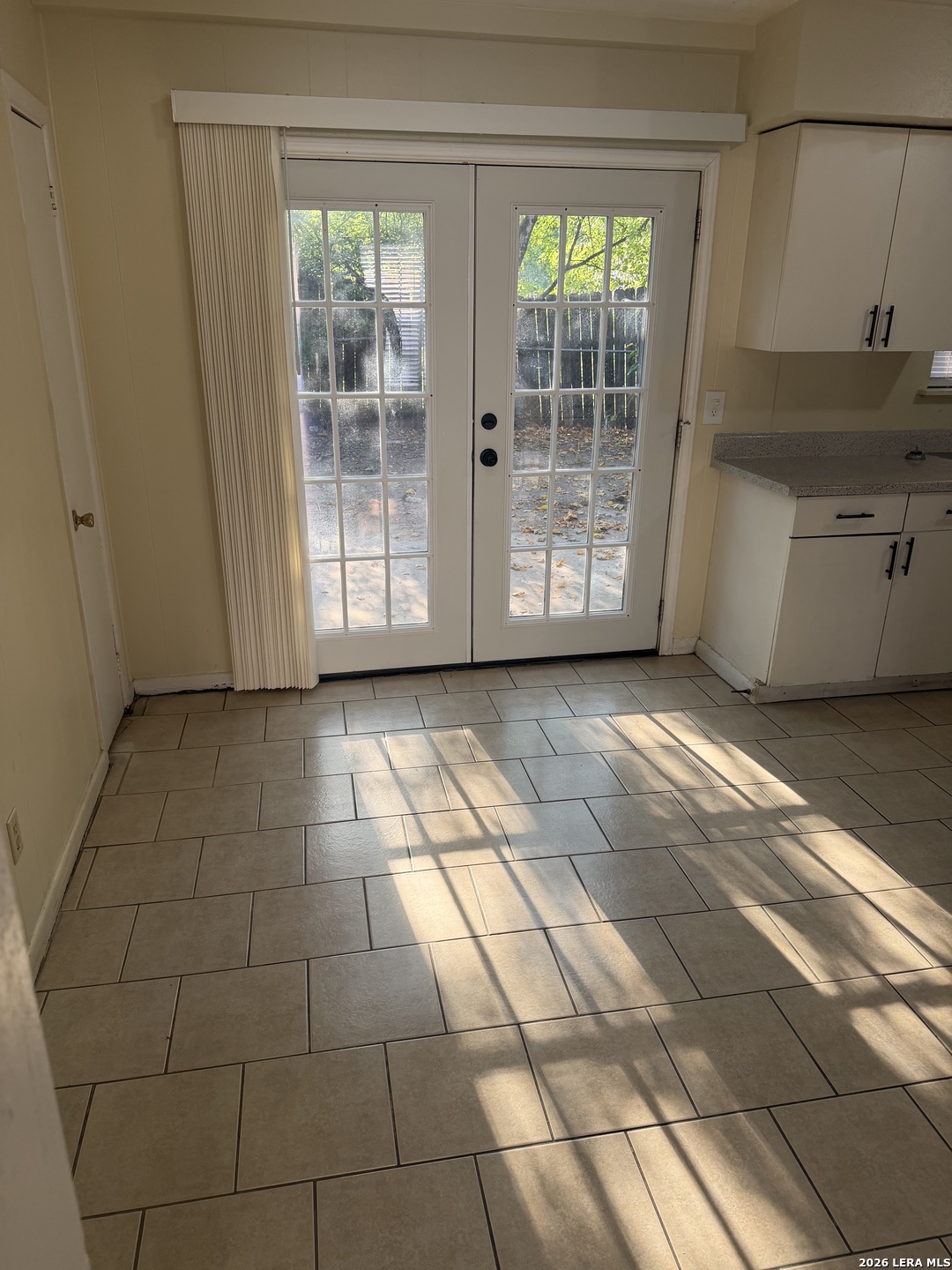 855 E Sunshine Drive San Antonio TX 78228