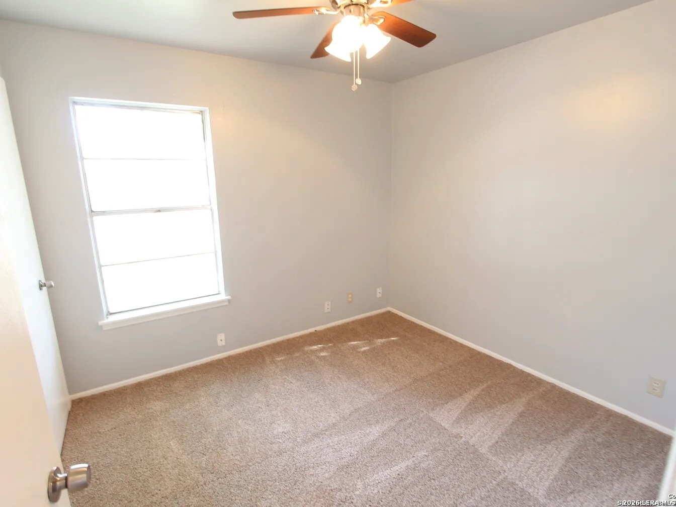 831 North Boulevard Universal City TX 78148