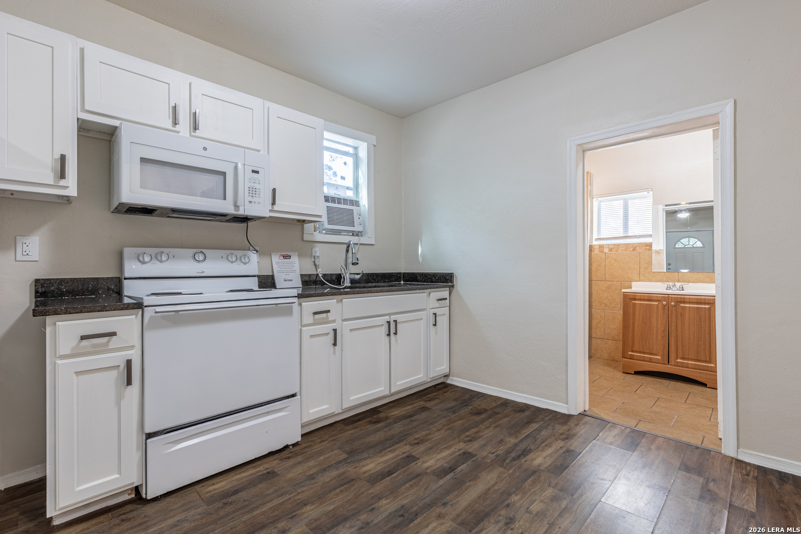 834 Division Avenue San Antonio TX 78225