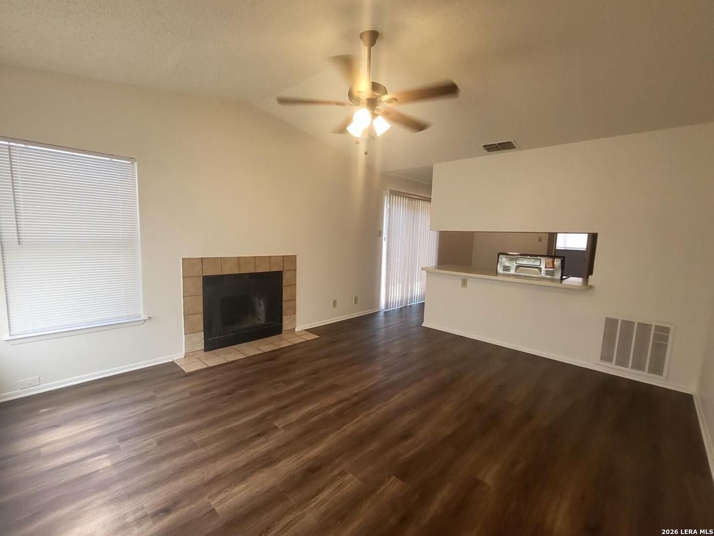 2531 Corian Glen San Antonio TX 78219