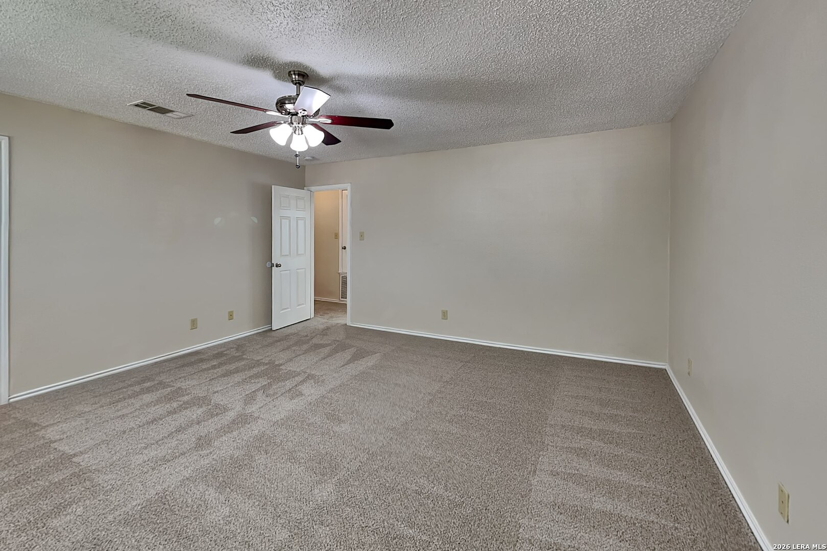 8055 Chestnut Cedar Drive Converse TX 78109