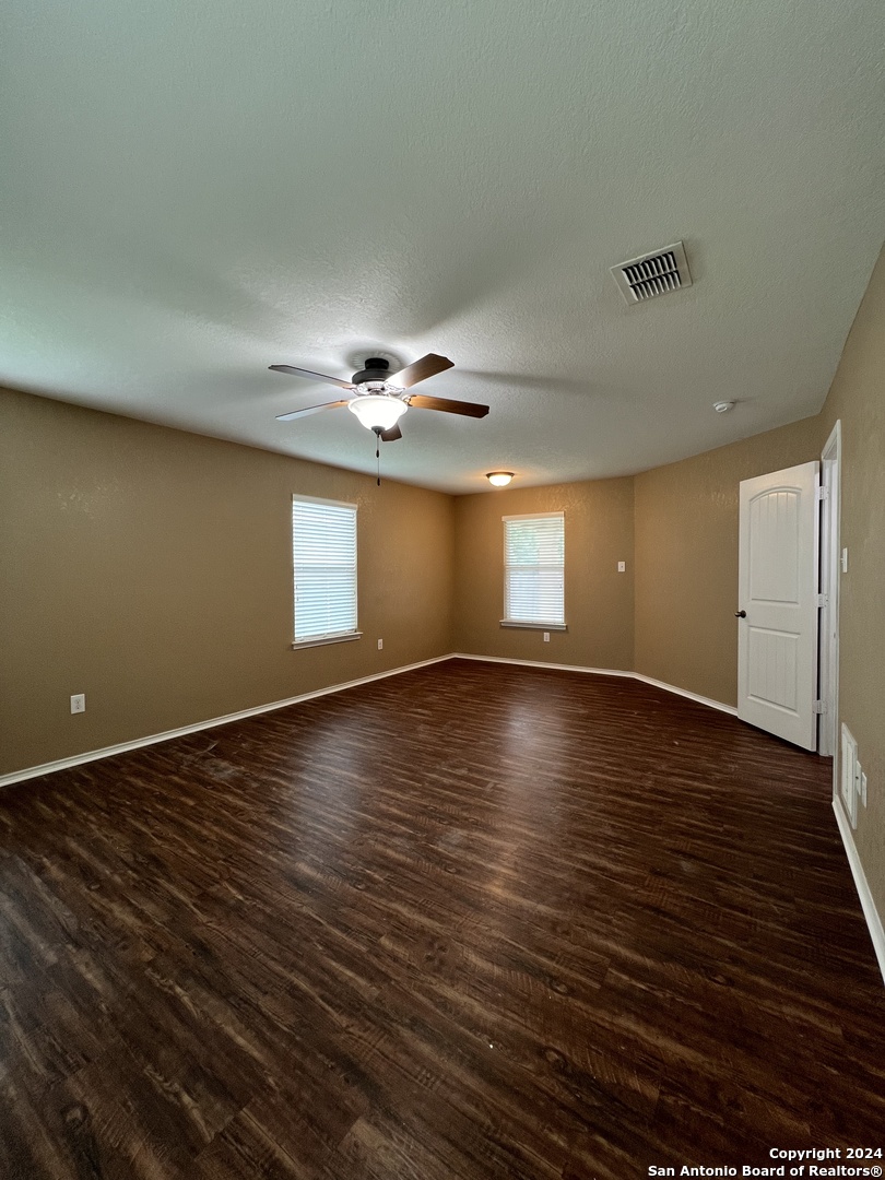 9058 Canter Horse San Antonio TX 78254