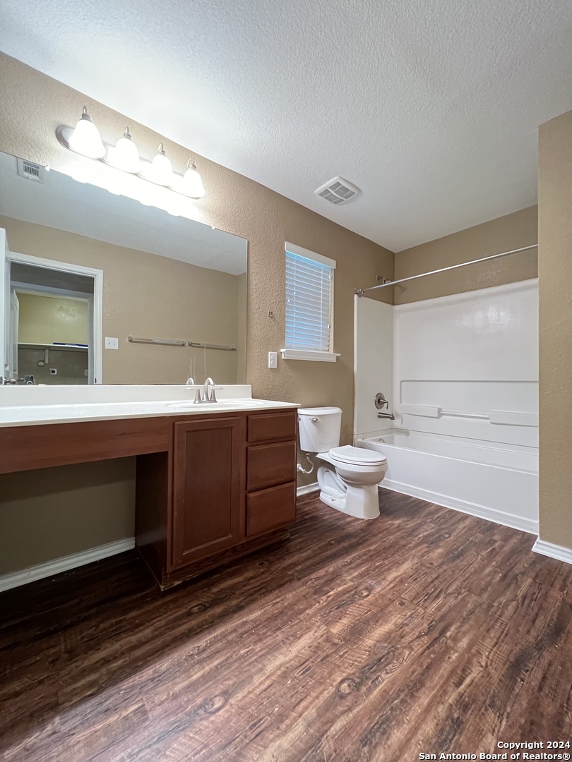 9058 Canter Horse San Antonio TX 78254