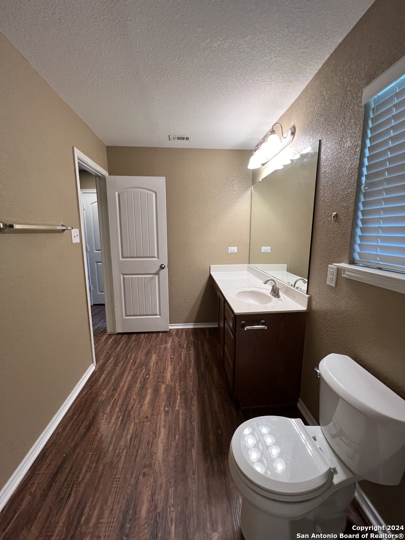9058 Canter Horse San Antonio TX 78254